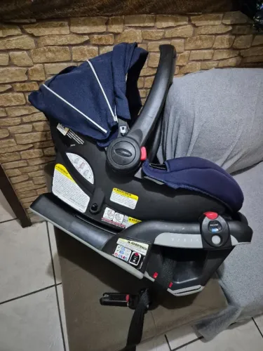 Cadeirinha Graco snugride 40