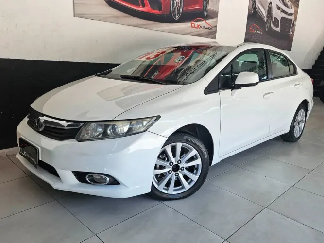 Honda Civic Sedan LXS 1.8/1.8 Flex 16V Aut. 4P 2013