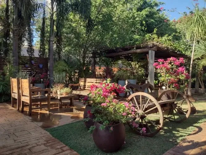 Ajudante de Jardineiro