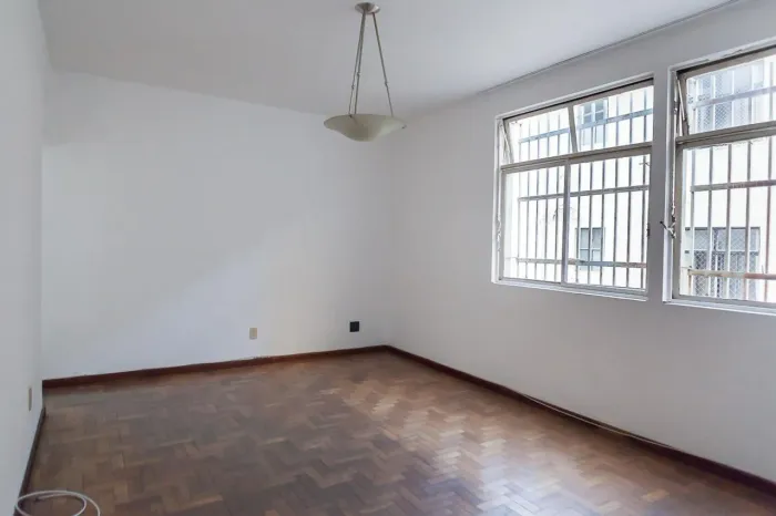 Apartamento à Venda - Sion, 3 Quartos, 105 m2