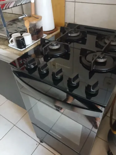 Vendo fogão brastemp 4 bocas automático.