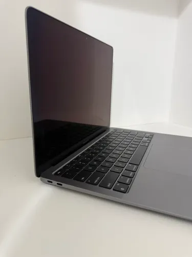 MacBook Air M1