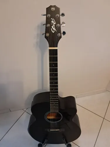 Vendo violão eletrico seysi Shogun junto black