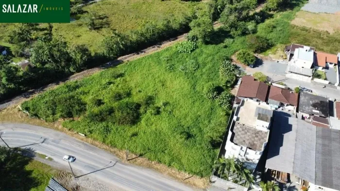 TERRENO NO NOVA BRASÍLIA | 3791 M² | COMERCIAL | PRONTO PARA CONSTRUIR | 70 METROS DE FREN