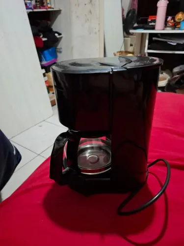 Cafeteira elétrica Seminova - R$150