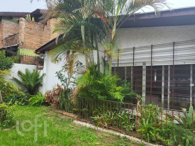 CASA COM PISCINA -210 metros quadrados com 3 quartos em Partenon - Porto Alegre - RS