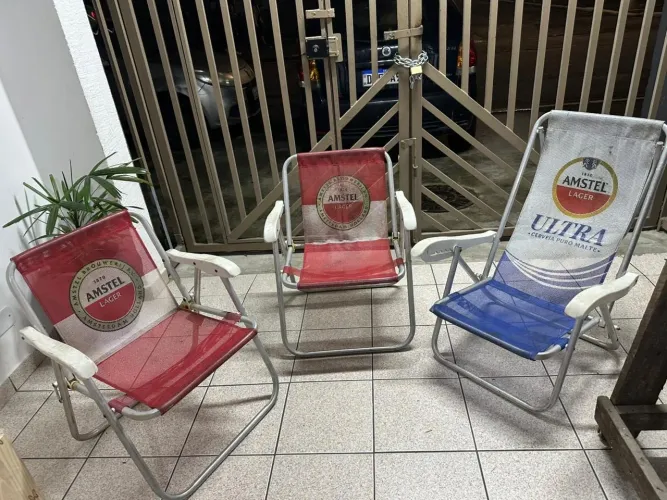 3 cadeiras dobráveis 