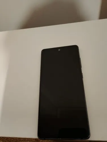 Celular S20 FE