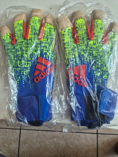 LUVA ADIDAS PREDATOR PROMO GOLEIRO