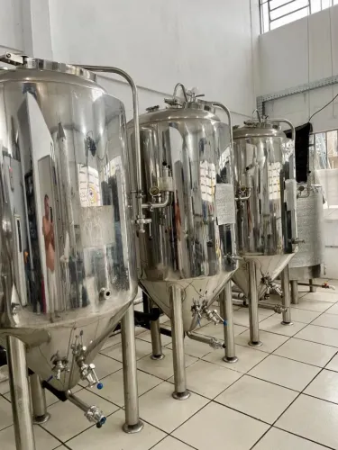 Cj fermentadores inox com chiller
