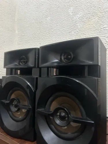 Som Bluetooth 200w / FM ( pega microfone )