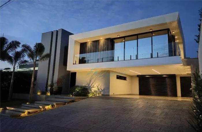 Sobrado à venda, 480 m² por R$ 5.800.000,00 - Santa Cruz - Cascavel/PR