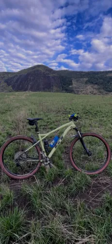 GT AVALANCHE ELITE SHIMANO SLX