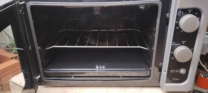 Forno Elétrico Dako 44-Litros Usado