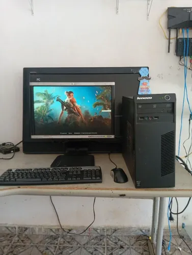Vende se Pc completo core i5 4 geração 8gb memória HD de 500gb trecado e mause monitor 19 