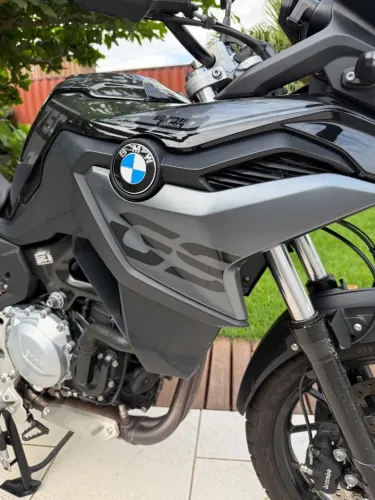 BMW F 750 GS Premium 2024 | 9.600 km | Revisões na conc. | R$ 52.000 (abaixo da FIPE)