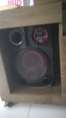 Som Xboom LG