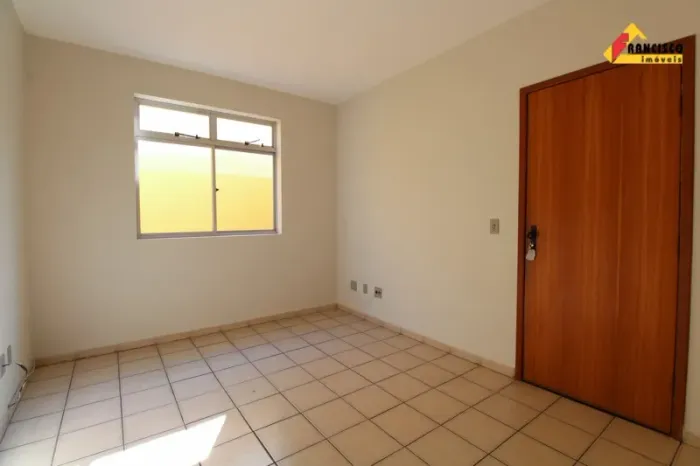 Apartamento para aluguel, 3 quartos, 1 suíte, 1 vaga, Ipiranga - Divinópolis/MG