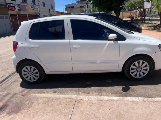 Volkswagen Fox 1.0 MI Total Flex 8V 3P 2011