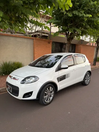 Fiat Palio Sporting 1.6 Flex 16V 5P 2013