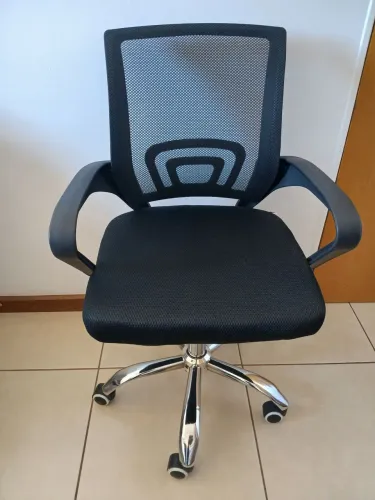 Cadeira de Escritório Secretária Ajustável