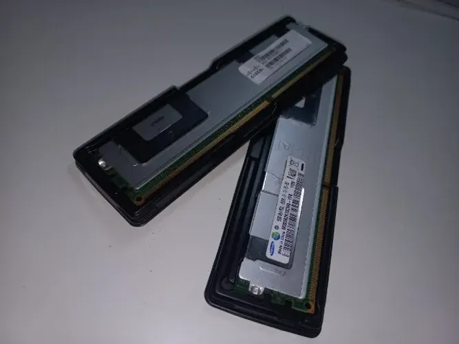 Kit Memória Samsung 32GB (2x16GB) DDR3 ECC RDIMM para X79/Xeon