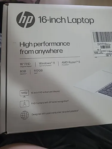 Notebook HP de 16 polegadas equipado com processador AMD Ryzen 5
