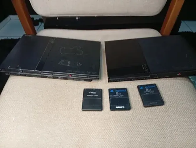 Kit 2 PlayStation 2 Slim Desbloqueados + 5 Controles + 90 Jogos e Jogos Originais
