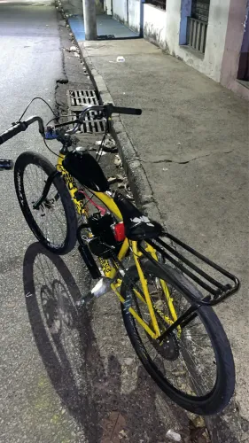 Vendo motorizada com menos de um mês de uso