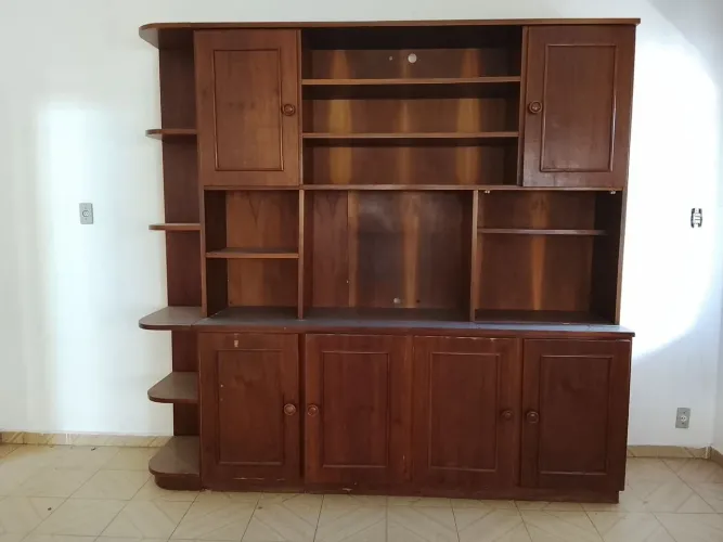 Estante 2,30 x 2.20 madeira, para sala escritório etc.