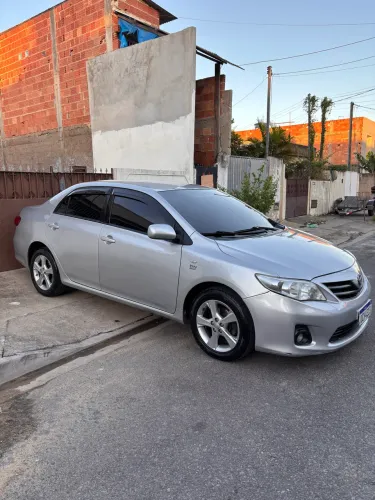 Toyota Corolla GLI 1.8 Flex 16V Mec. 2012