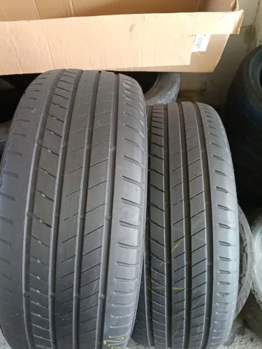 Par pneus 245X45R20 BRIDGESTONE $600