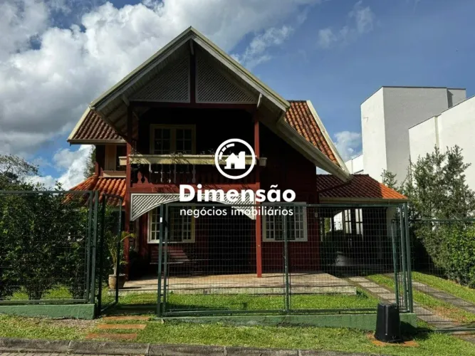 Casa em Condomínio à venda em Cacupé, Floripa