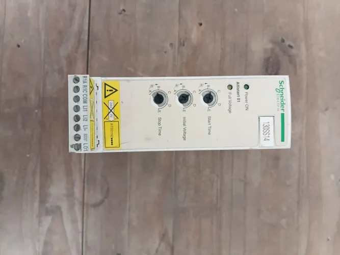 Soft-starter Schneider Startron - Partida Suave - Usado