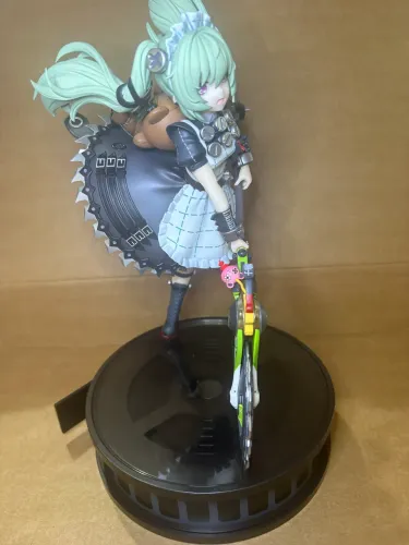 Figure Corin