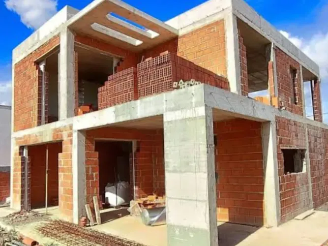 Pedreiro da fundação aö acabamento 