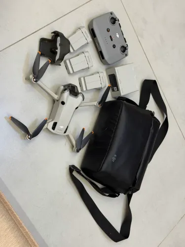 Drone DJI mini 4 pro combo Fly more 