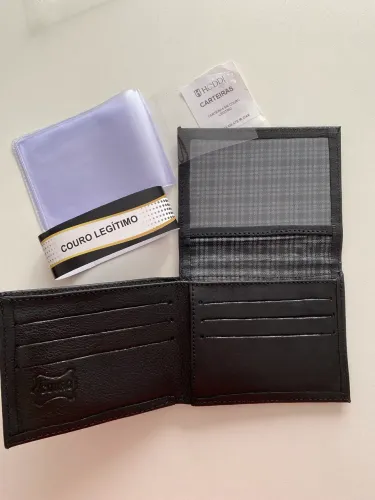 Carteira masculina em couro