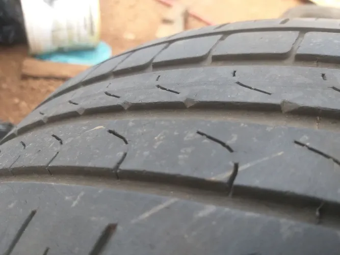 Pneu 195 50 16 pirelli cinturato p7 seminovo 1 pneu** 