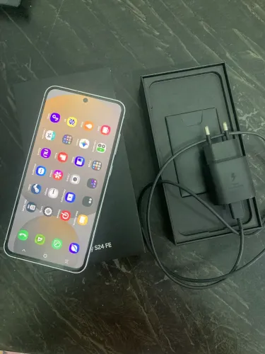 Troco Samsung s24fe 128gb por samsung s23 ou iPhone SE 2022
