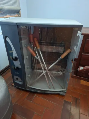 Churrasqueira a gás Arke 5 espetos