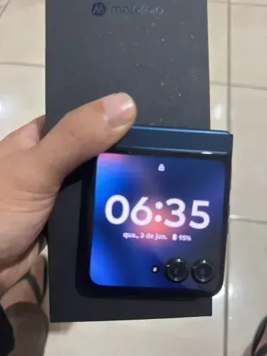 Motorola Razr 60