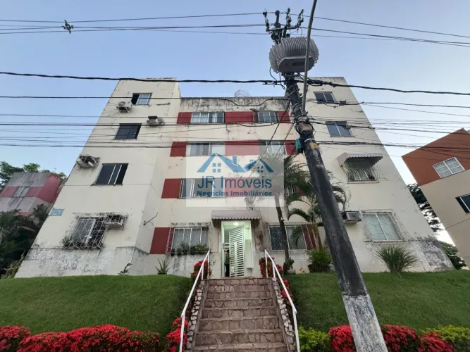 Apartamento a Venda de 2/4 no Condomínio Colina Verde - Resgate - Salvador-Ba