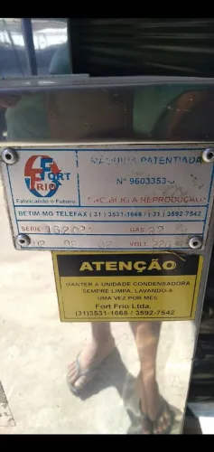 Maquina de produzir sorvete*
