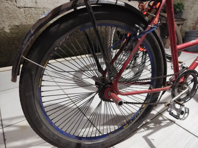Aro aero 26 com 72 Raios e os cubos