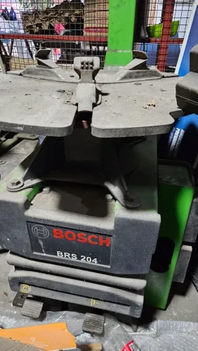 Balanceadora e Desmontadora de pneus