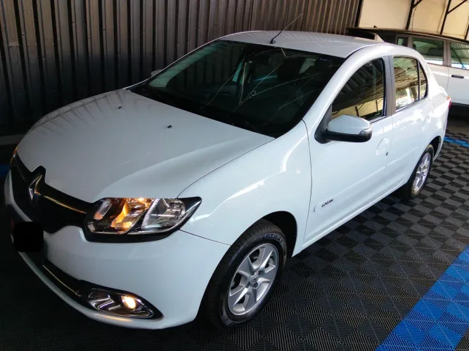 Renault Logan Dynamique Hi-flex 1.6 8V 4P 2017