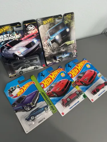 Kit 5 Hot Wheels