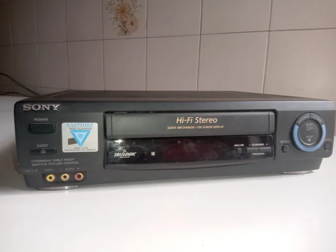 Vídeo Cassete Sony Hi-Fi usado
