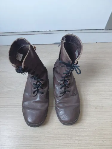 Botas de Couro Price